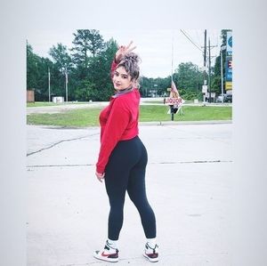 Meet your Posher, Fernanda